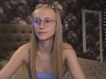 girl cam all day angeellina image #2337476