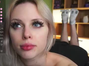girl cam all day audreycarvin image #9463379