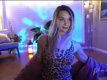 girl cam all day phoenix_taylor image #823520