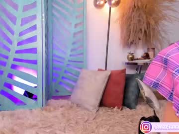 girl cam all day mariannacruzz image #2573268