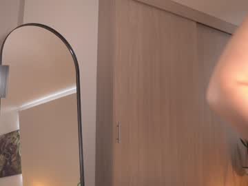 girl cam all day laura_roldan image #8548629