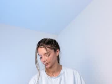 girl cam all day lesi_moon image #6306699