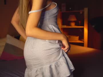 girl cam all day cuteelsa_ image #6087845