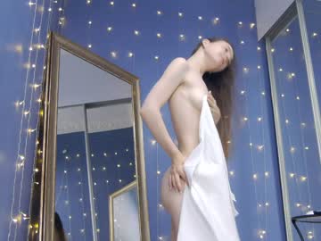 girl cam all day kriskras__ image #4953414