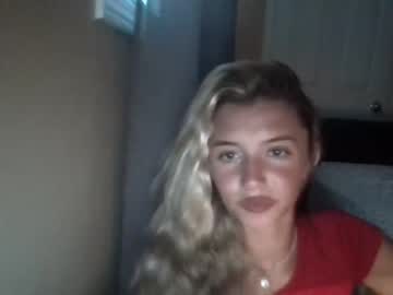 girl cam all day kittyklaws003 image #2179408