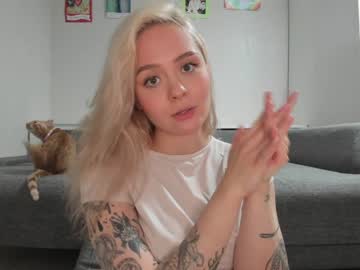 girl cam all day honey_sunshine image #2186536