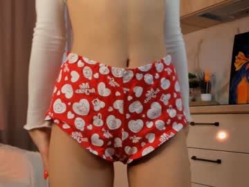 girl cam all day neferpita image #4208115