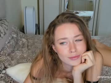 girl cam all day oksanafedorova image #409656