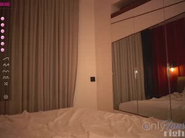 girl cam all day rightregie image #1890497