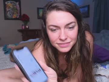 girl cam all day chroniclove image #7938616