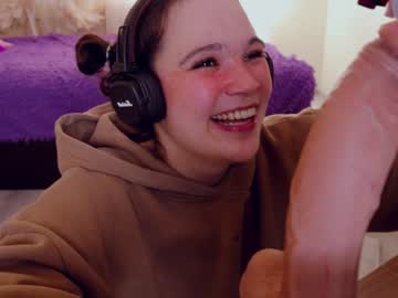 girl cam all day chery_lady22 image #4129681