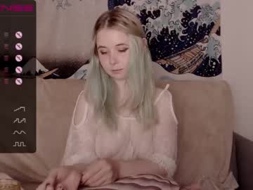 girl cam all day yoliverse image #2159171