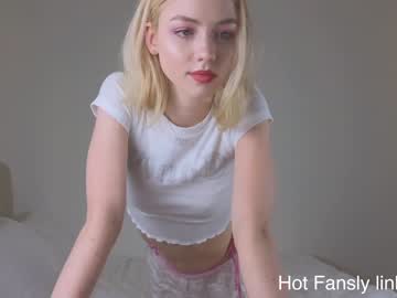 girl cam all day elizabethmad image #5237251