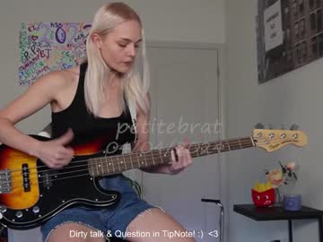 girl cam all day petitebrat image #6718447