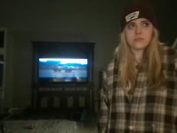 couple cam all day snowxbunny1228 image #6473005