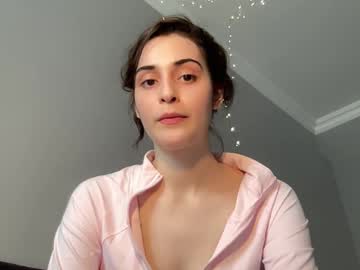 girl cam all day wonderland_stia image #9690765