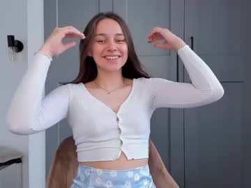 girl cam all day eleonora_linn image #1946493