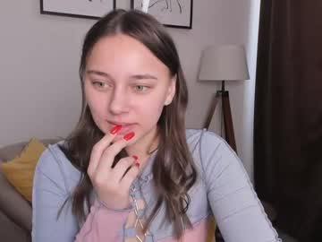 girl cam all day eleonora_linn image #1759389