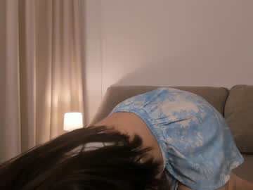 girl cam all day peek_in_my_window image #6705292
