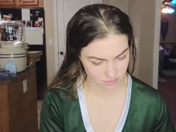 girl cam all day chroniclove image #8822107