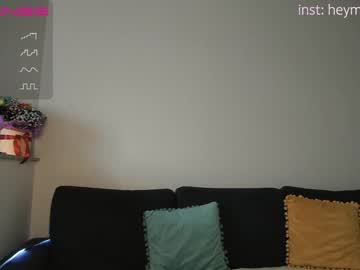 girl cam all day heymamawolf_ image #2871115