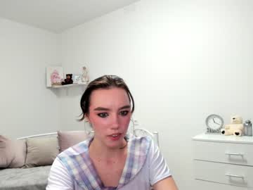 girl cam all day vi_vi_an image #4824910