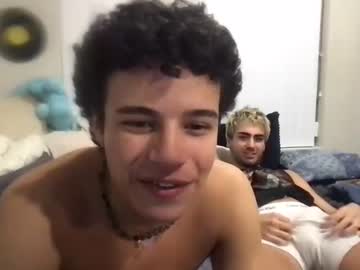 man cam all day tworoommates image #4264307