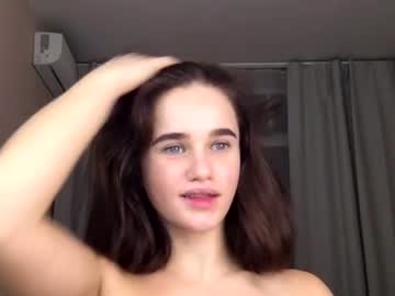 girl cam all day ella_hey image #3198275