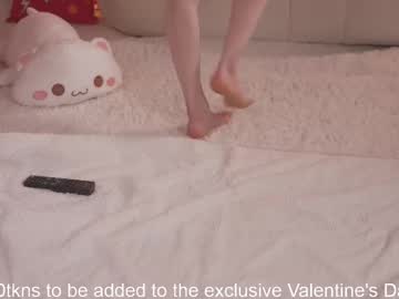 girl cam all day bunnydollstella image #8840878