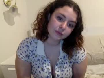 girl cam all day lloco4coco image #2290463