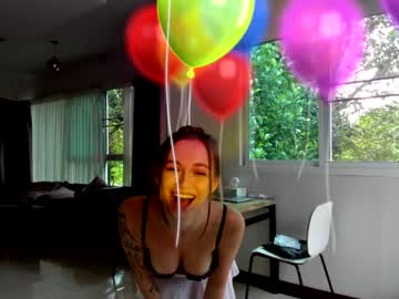 girl cam all day tootightwithbra image #8184235