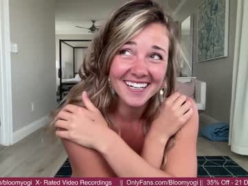 girl cam all day bloomyogi image #4564018