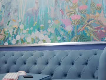 girl cam all day kriskras__ image #8348503