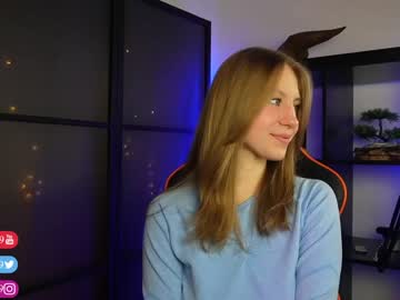 girl cam all day hotchillylovers image #6297240