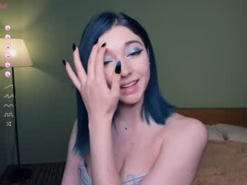 girl cam all day your_desssert image #5800758