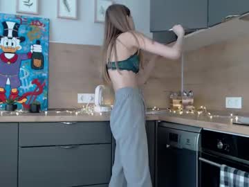 girl cam all day mila_cuteee image #529057