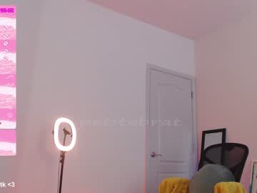 girl cam all day petitebrat image #4613310