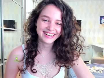 girl cam all day demurelixir image #2049039