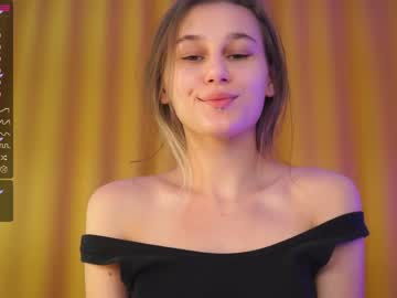 girl cam all day dainty_bit image #2803171