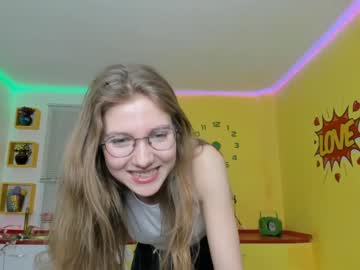 girl cam all day avis_ryan image #1112685