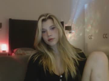 girl cam all day bitter_moon image #3190606
