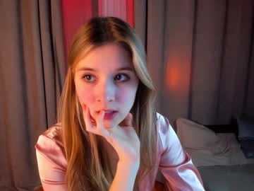 girl cam all day milablush image #3732178