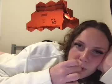 girl cam all day kbanks1212 image #5145888