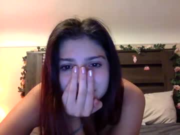 girl cam all day universitybabyxoxo image #4273128