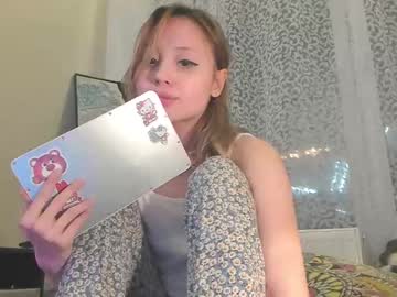 girl cam all day qtie0 image #9169732