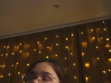 girl cam all day helenmoors image #4543251