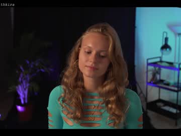 girl cam all day chillwithkira image #2336422