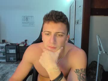 couple cam all day cowsgomoo101 image #3405715