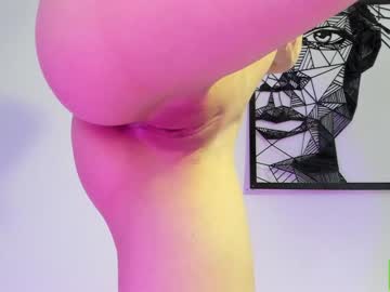 girl cam all day lucie_beltran image #3485498