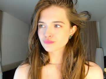 girl cam all day lilienblume image #8176018